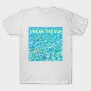 under the sea,blue sea,sea creatures,Turtle, puffer fish, starfish, shrimp, shark, tropical fish, sea horse, seaweed, sardines, squid, crabs, clams T-Shirt